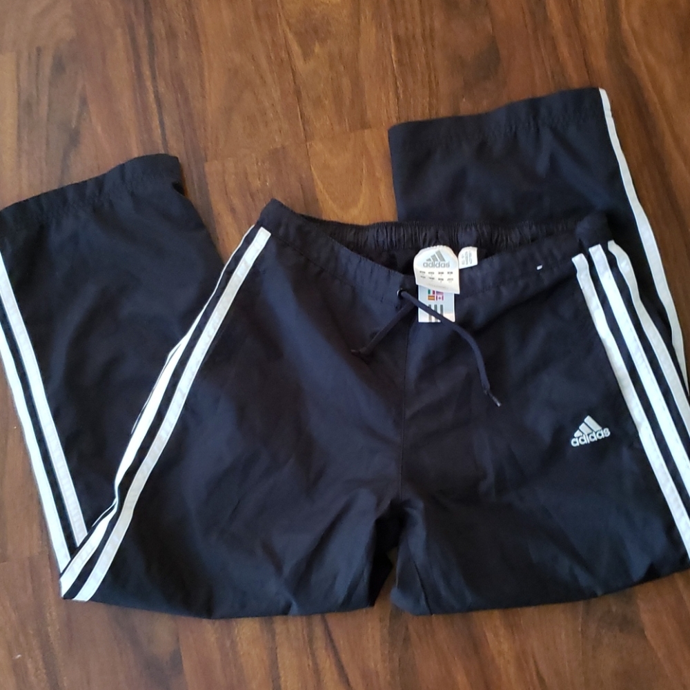Adidas Womens Small Capri Pant